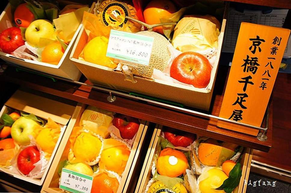 Озвучено, де фрукти коштують, як золото ozvucheno de frukty koshtuyut yak zoloto 7