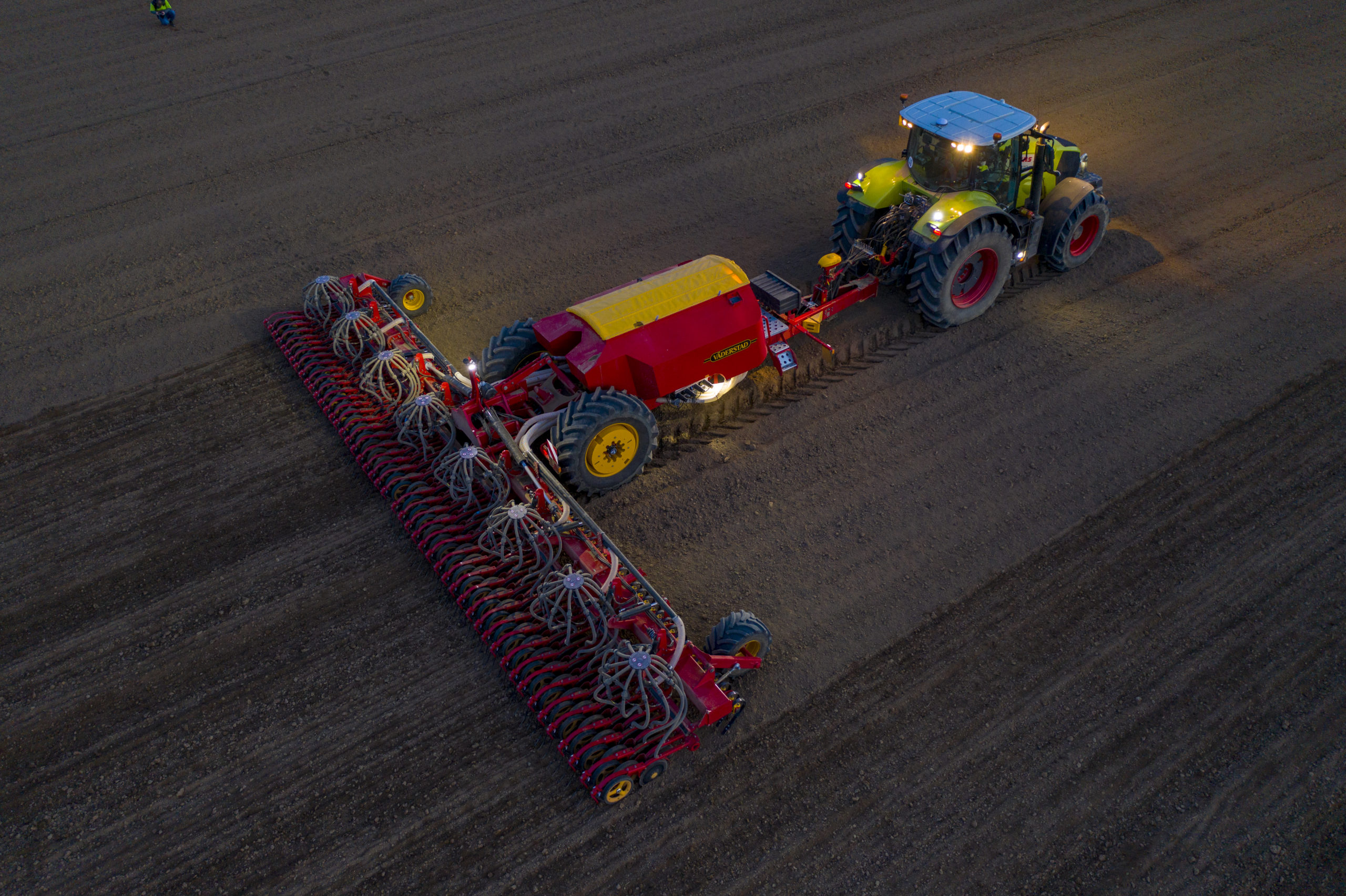 Väderstad презентує нову зернову сівалку Inspire 1200C/S vaderstad prezentuye novu zernovu sivalku inspire 1200c s