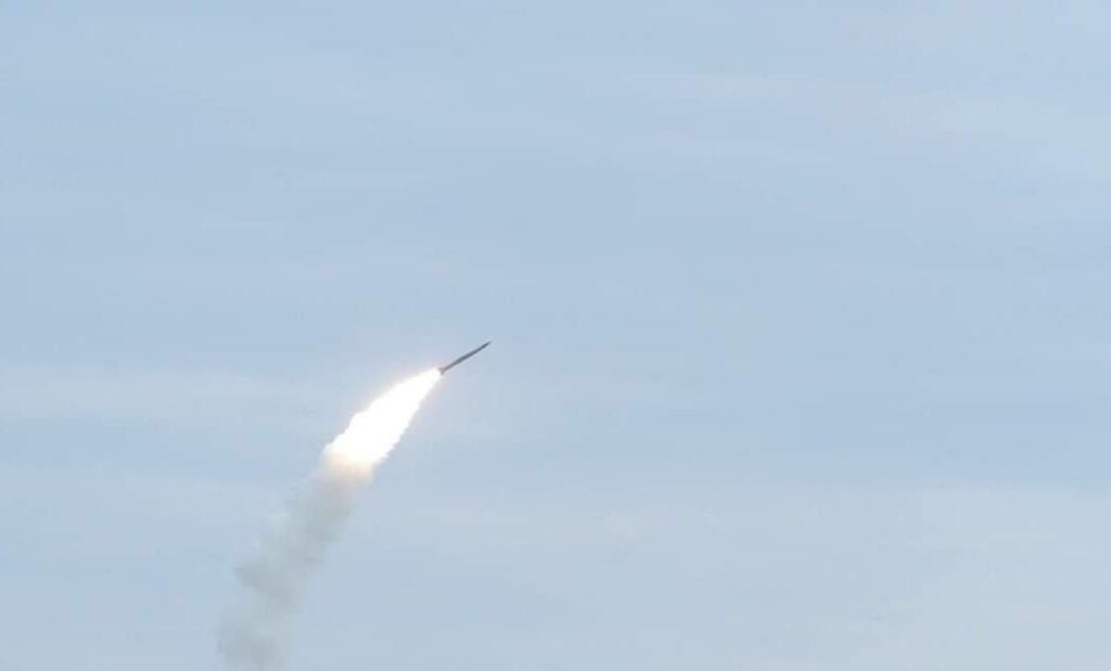 На Одещині та Херсонщині росіяни обстріляли зерносховища na odeshhyni ta hersonshhyni rosiyany obstrilyaly zernoshovyshha