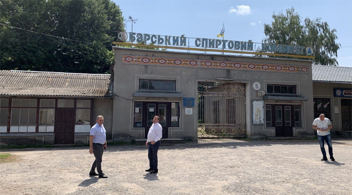 На продаж виставили спирткомбінат на Вінниччині 1 На продаж виставили спирткомбінат на Вінниччині na prodazh vystavyly spyrtkombinat na vinnychchyni