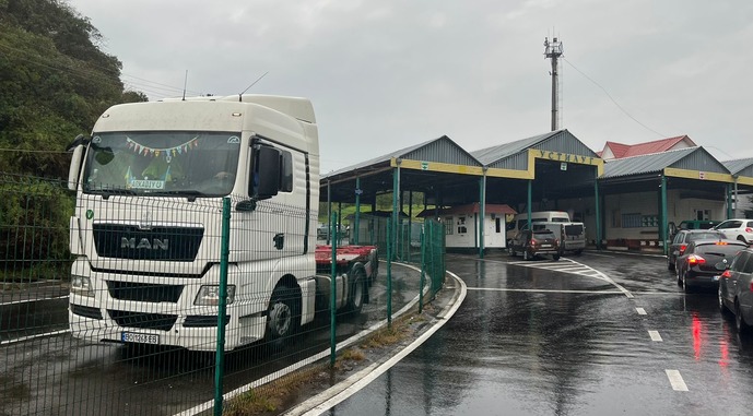 Польща спрощує проходження кордону: перелік товарів 1 Польща спрощує проходження кордону: перелік товарів polshha sproshhuye prohodzhennya kordonu perelik tovariv