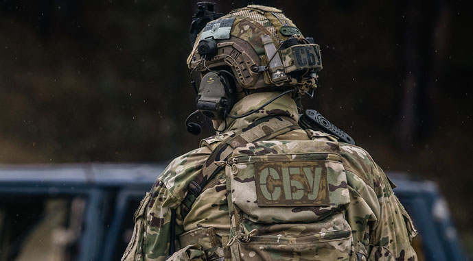 На Харківщині затримали колаборанта, який вивозив українську пшеницю до рф na harkivshhyni zatrymaly kolaboranta yakyj vyvozyv ukrayinsku pshenyczyu do rf